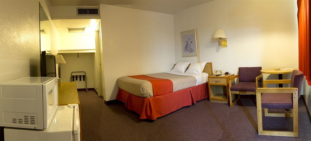 Capitol Inn & Suites Pierre Eksteriør billede