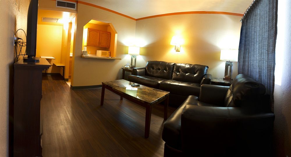 Capitol Inn & Suites Pierre Eksteriør billede